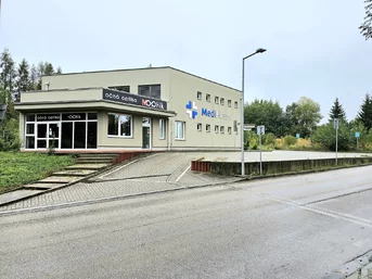 M OPTIK MEDIHOUSE